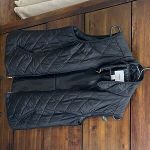 Old Navy Black Quilted Vest